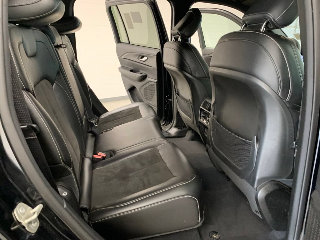 Certified 2023 Jeep Grand Cherokee Altitude AWD/4WD image 8