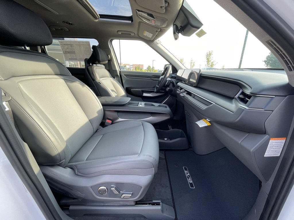New 2026 Kia EV9 Light image 31