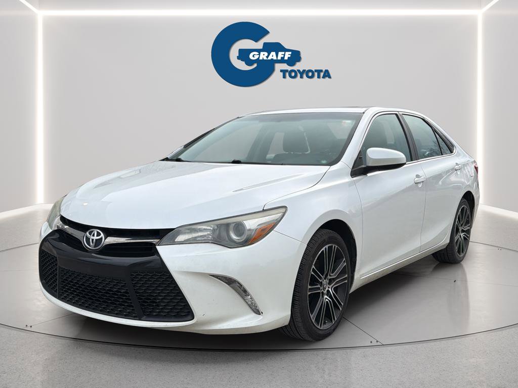 Used 2016 Toyota Camry SE image 9