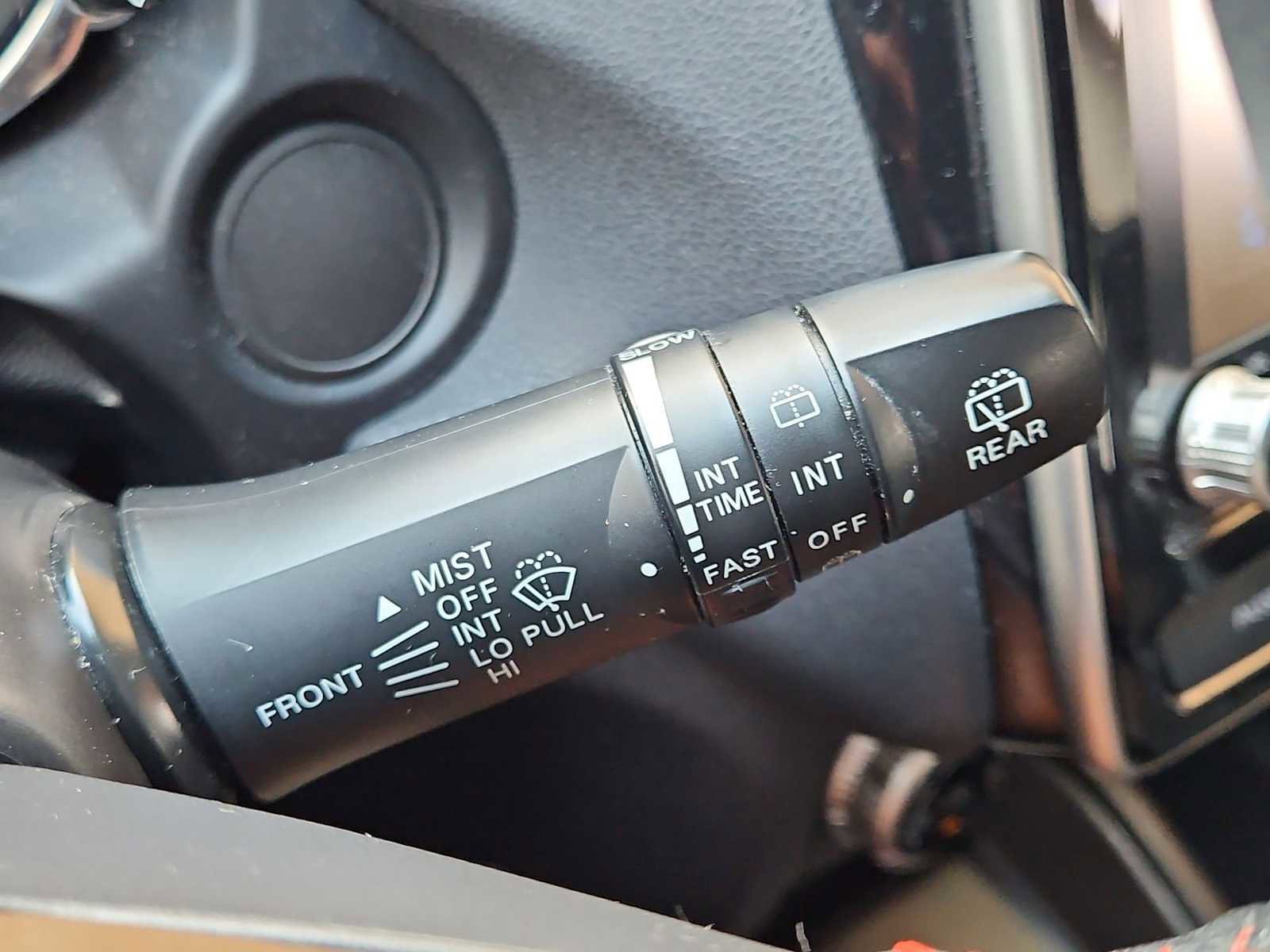 Used 2020 Mitsubishi Outlander Sport Black Edition FWD image 26