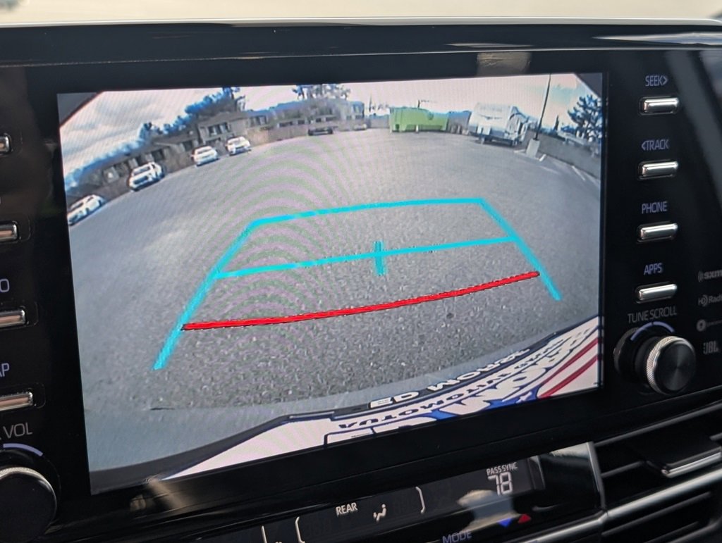 Used 2023 Toyota Sienna AWD image 19