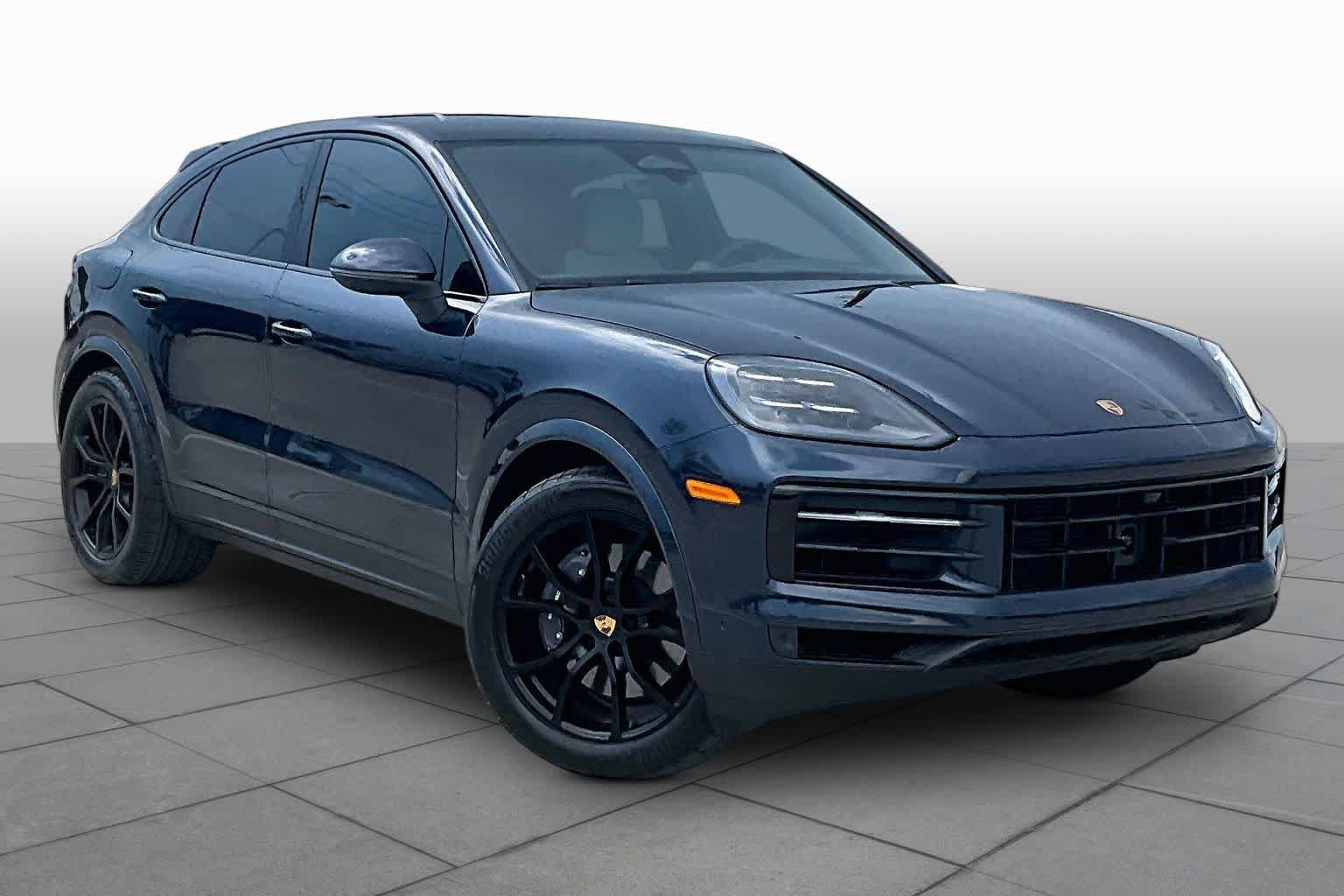 Used 2026 Porsche Cayenne Coupe AWD/4WD image 2