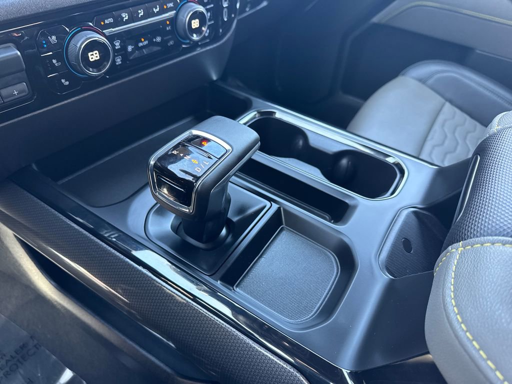 Used 2024 Chevrolet Silverado 1500 ZR2 image 23