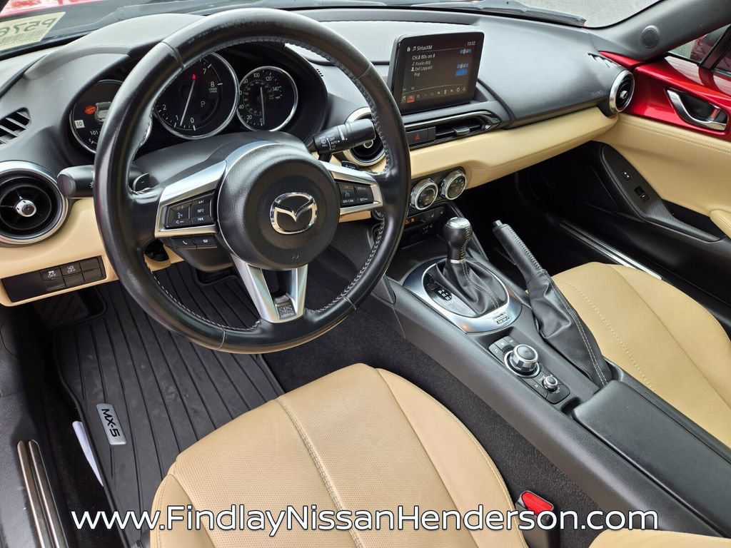 Used 2020 MAZDA MX-5 Miata RF Grand Touring RWD image 11