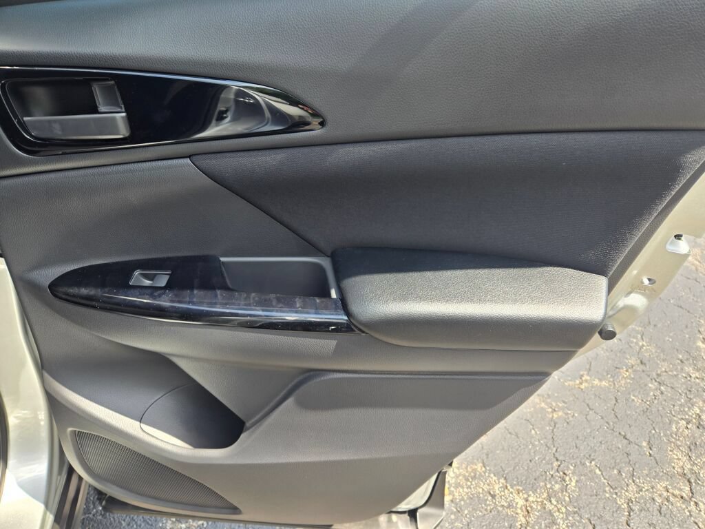 New 2026 Mitsubishi Eclipse Cross LE AWD/4WD image 8