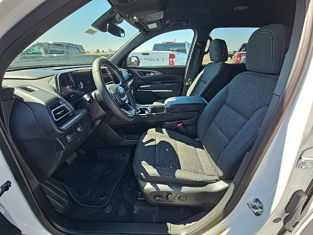 New 2026 Chevrolet Traverse LT image 10