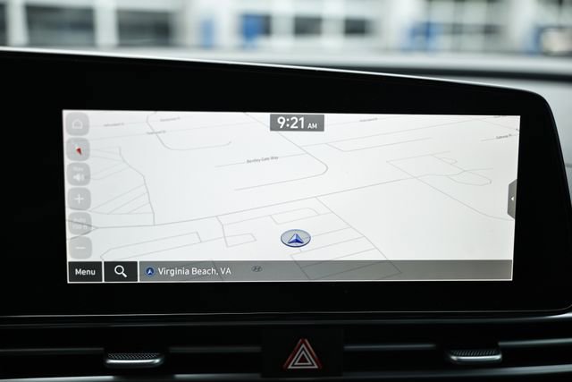 Used 2023 Hyundai Elantra SEL w/ Convenience Package image 35