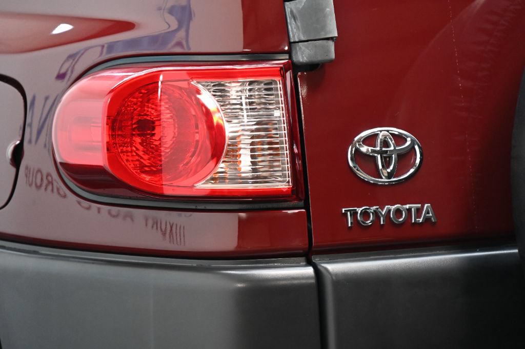 Used 2008 Toyota FJ Cruiser 4WD image 14