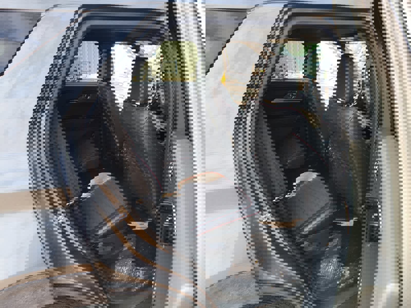 Certified 2025 Ford Explorer ST-Line image 18