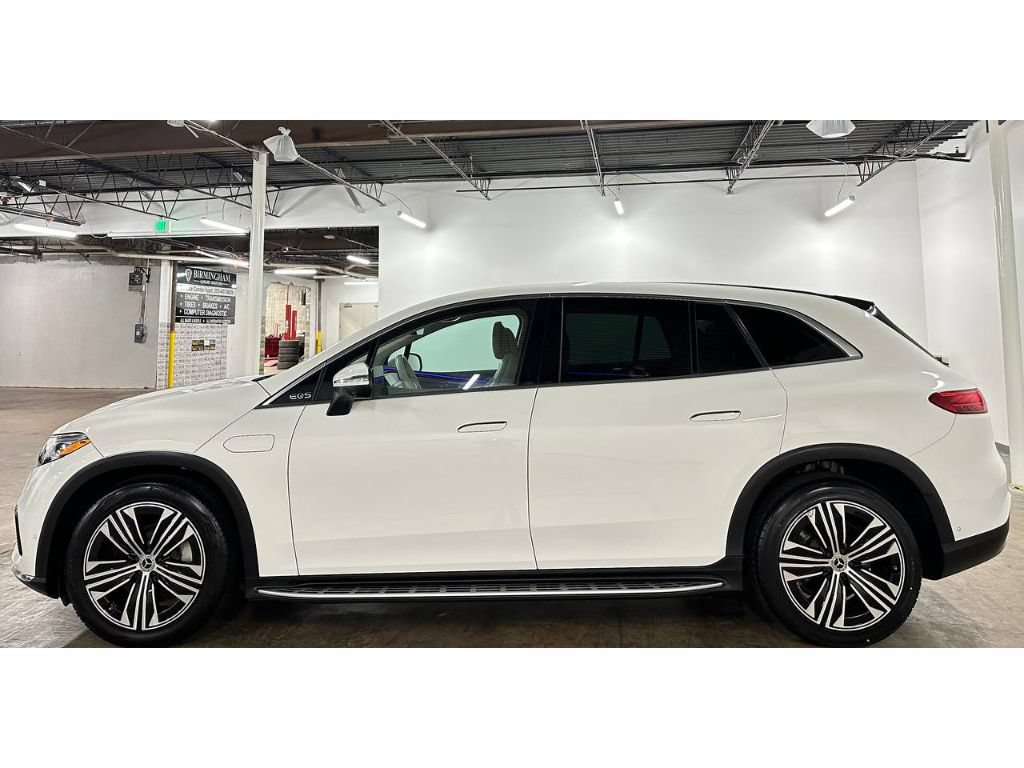 Used 2023 Mercedes-Benz EQS 450+ SUV image 10