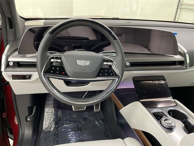 New 2026 Cadillac Vistiq Sport w/ LPO, Floor Liner Package image 22