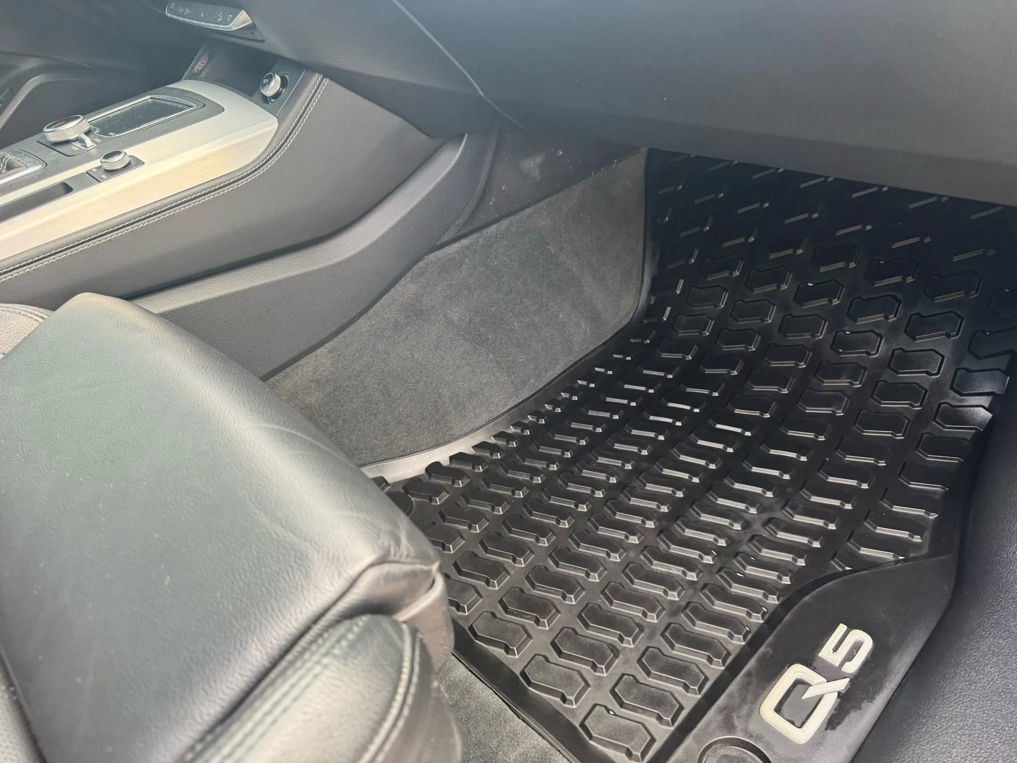 Used 2018 Audi SQ5 Premium Plus AWD/4WD image 31