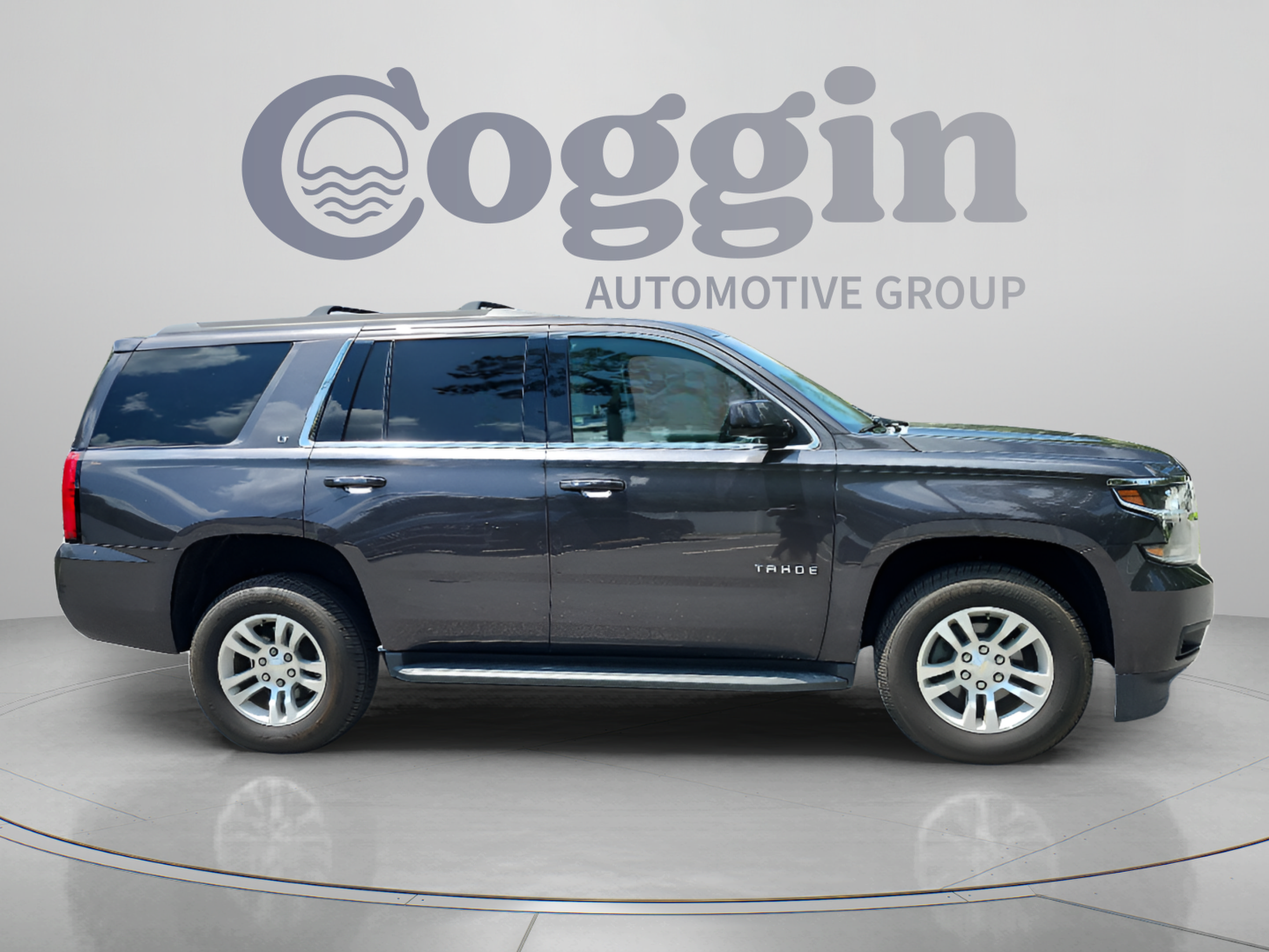 Used 2017 Chevrolet Tahoe LT w/ Luxury Package RWD image 6