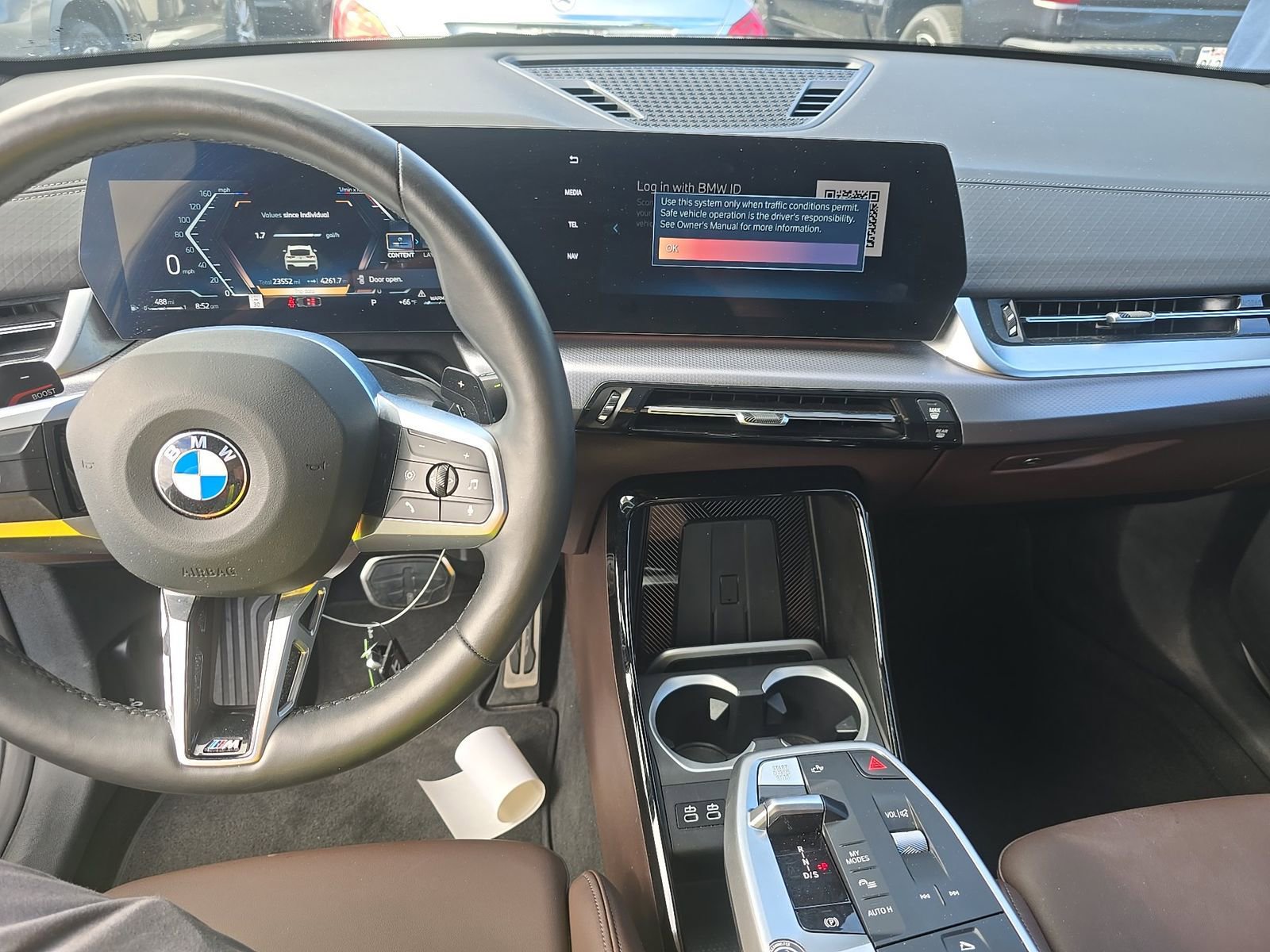 Used 2025 BMW X2 xDrive28i AWD/4WD image 4