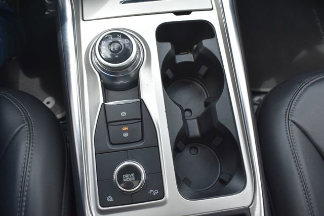 Used 2022 Ford Explorer XLT w/ Equipment Group 202A AWD/4WD image 34