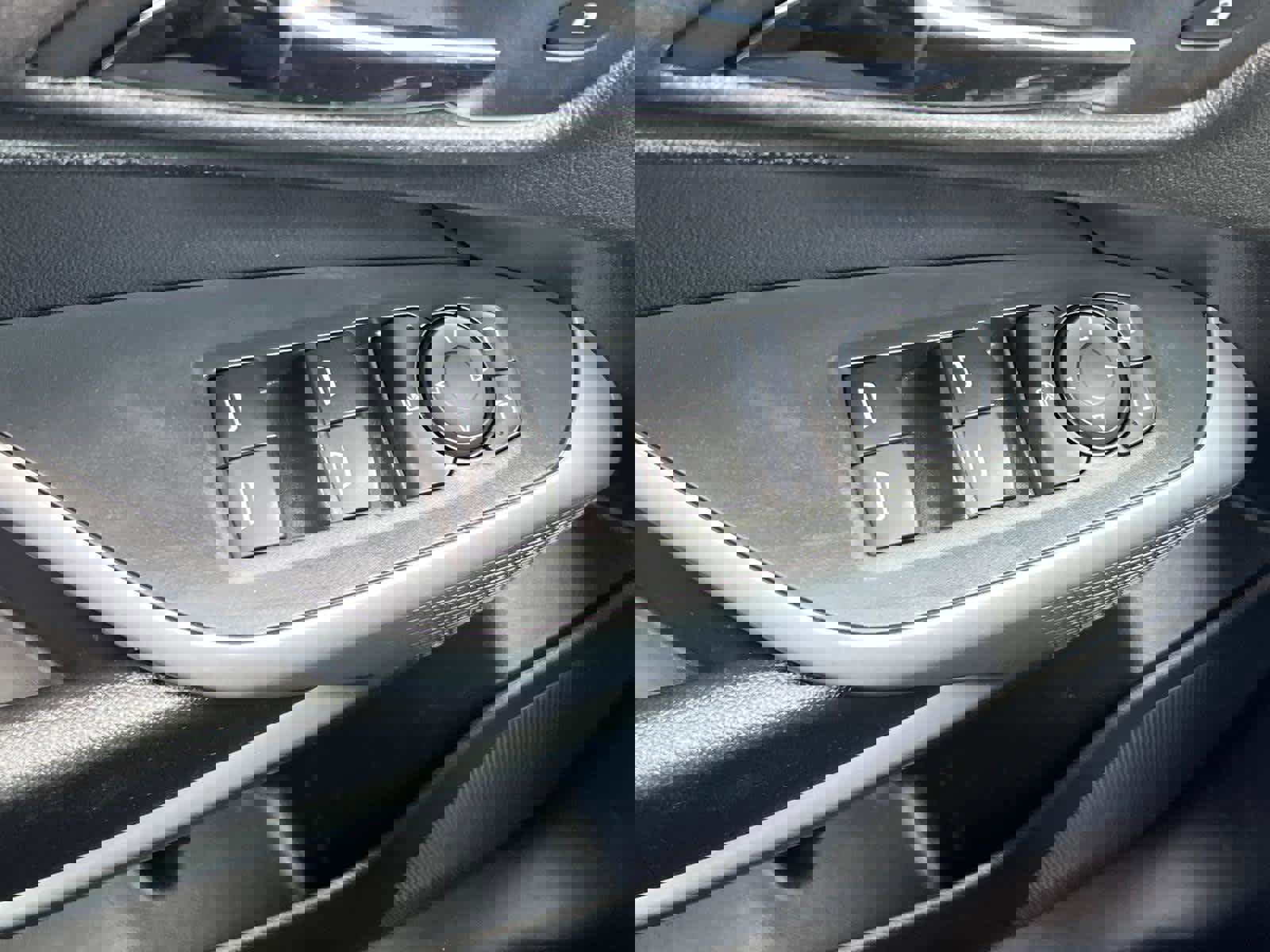 Certified 2024 Chevrolet Trax RS w/ Driver Confidence Package image 22