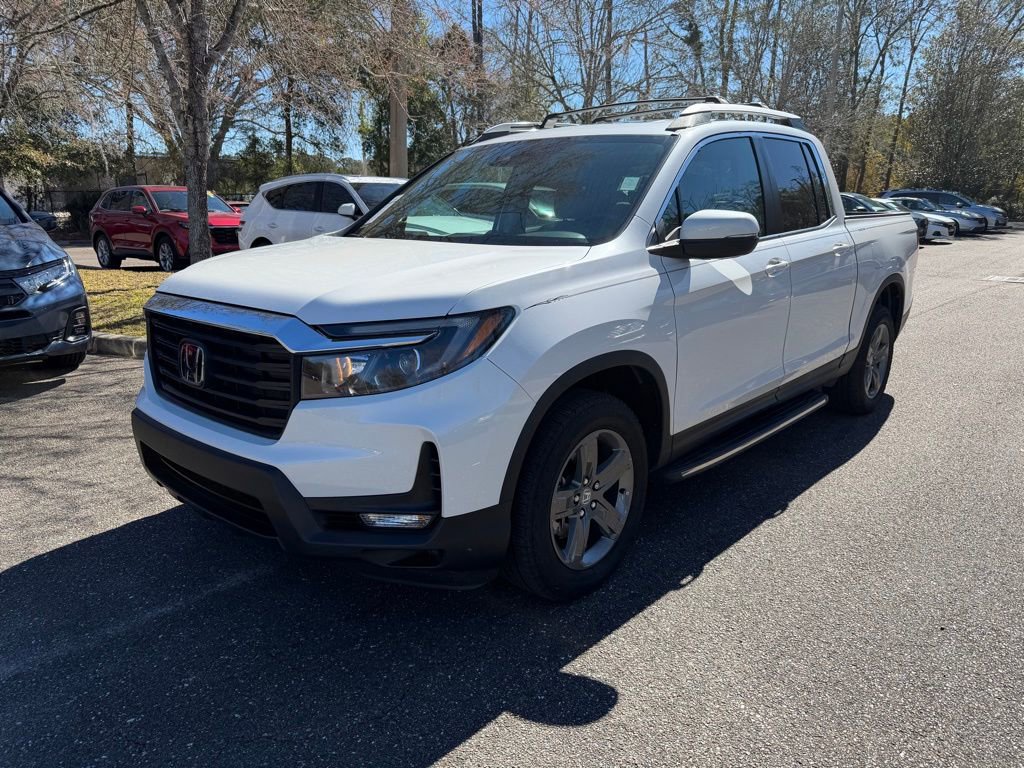 Certified 2023 Honda Ridgeline RTL image 3
