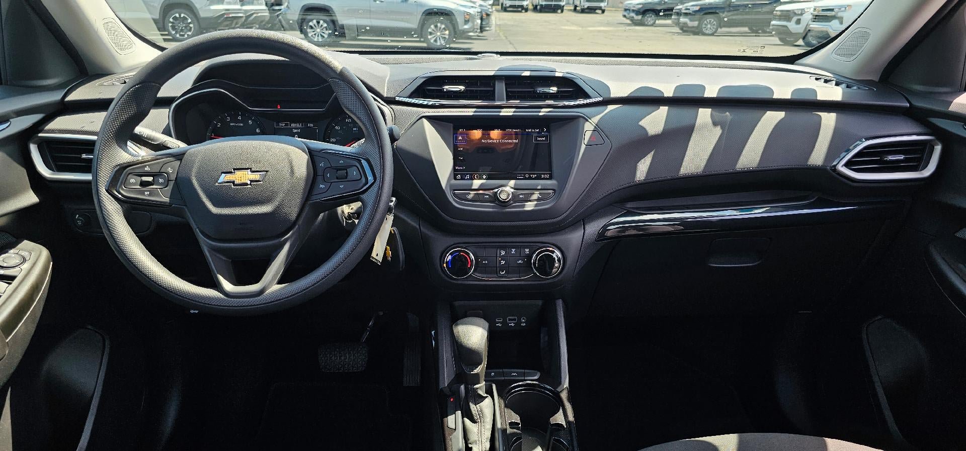 Used 2023 Chevrolet TrailBlazer LS FWD image 12
