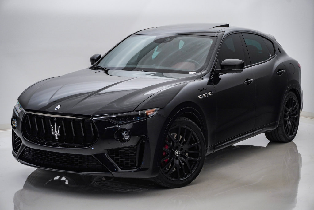 Used 2022 Maserati Levante Modena AWD/4WD image 3