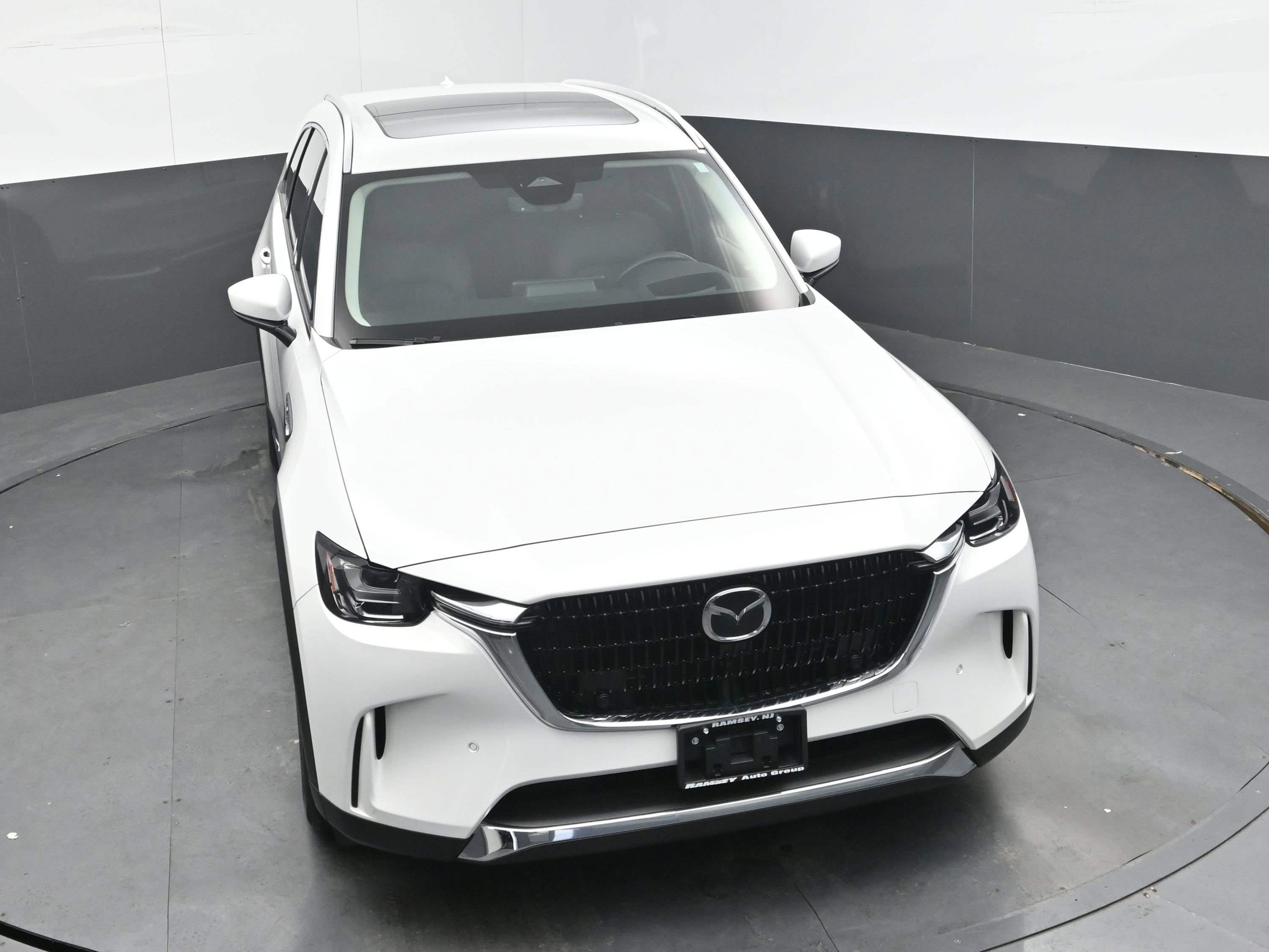 Used 2024 MAZDA CX-90 Plug-In Hybrid w/ Premium Pkg image 29