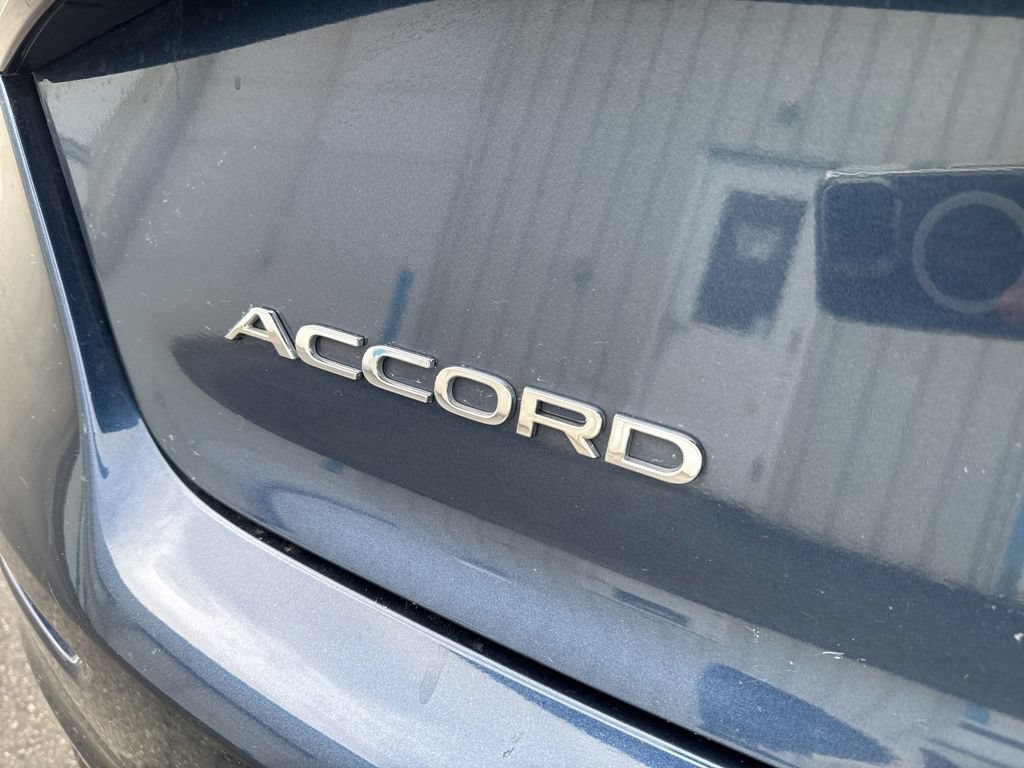 Used 2023 Honda Accord Touring image 9