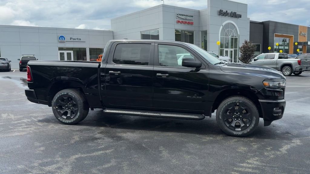 New 2026 RAM 1500 Express AWD/4WD image 8