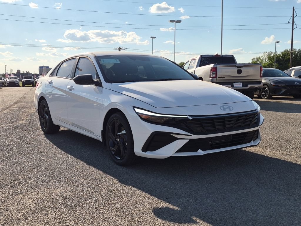 New 2026 Hyundai Elantra SEL Sport