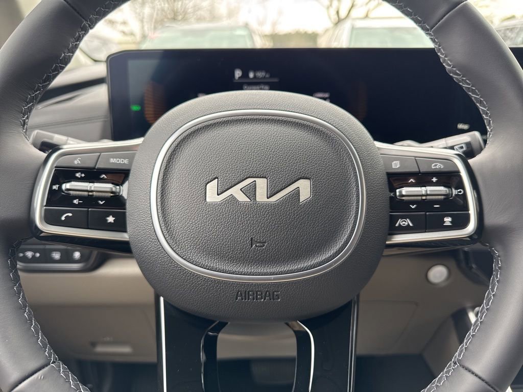 New 2026 Kia Carnival LXS image 8