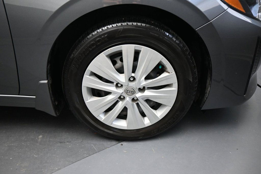 Used 2024 Nissan Sentra S FWD image 18