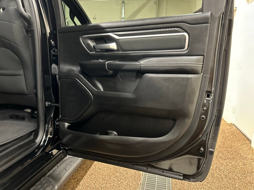 Used 2025 RAM 1500 Big Horn AWD/4WD image 15