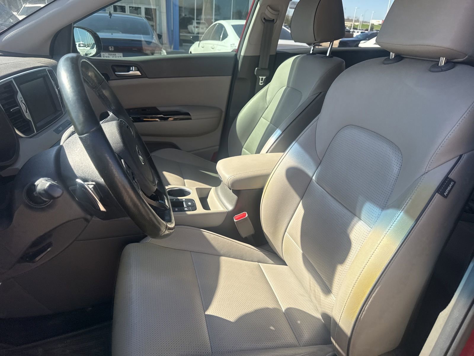 Used 2018 Kia Sportage SX image 5