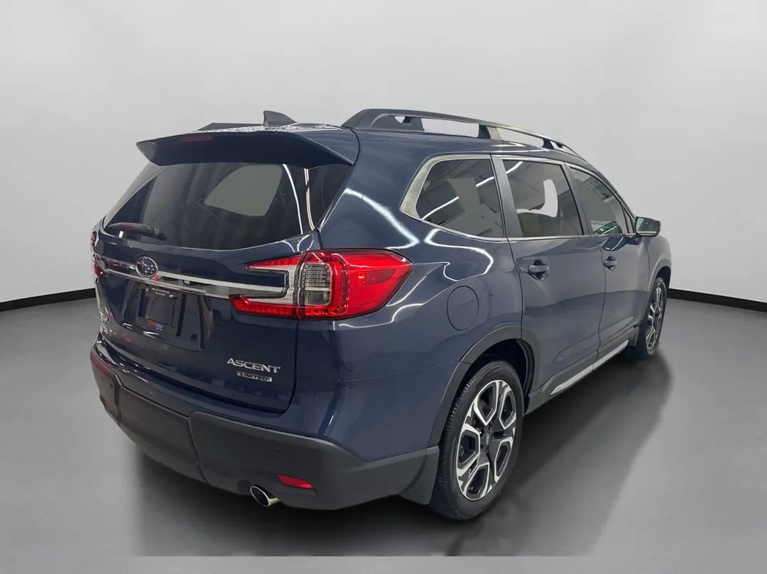 Used 2023 Subaru Ascent Limited image 10