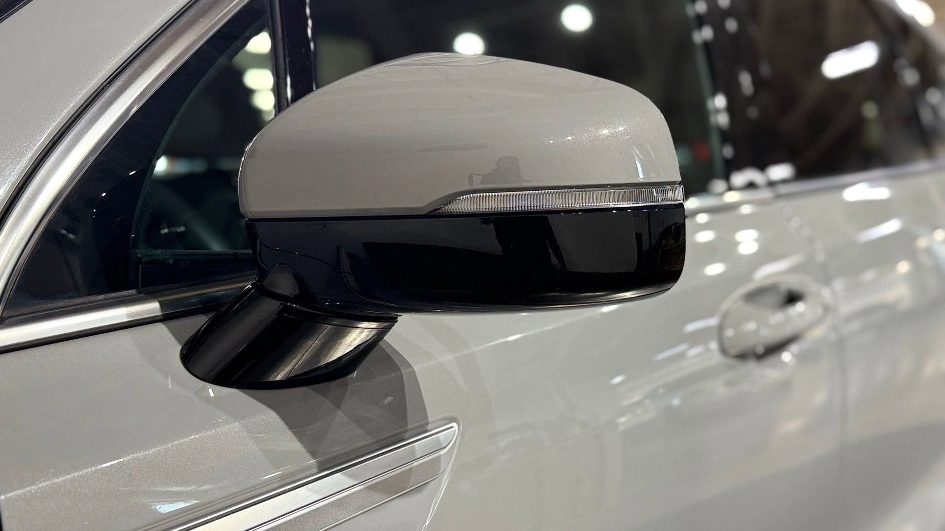 Used 2024 Kia Sorento S w/ Panoramic Sunroof Package image 16