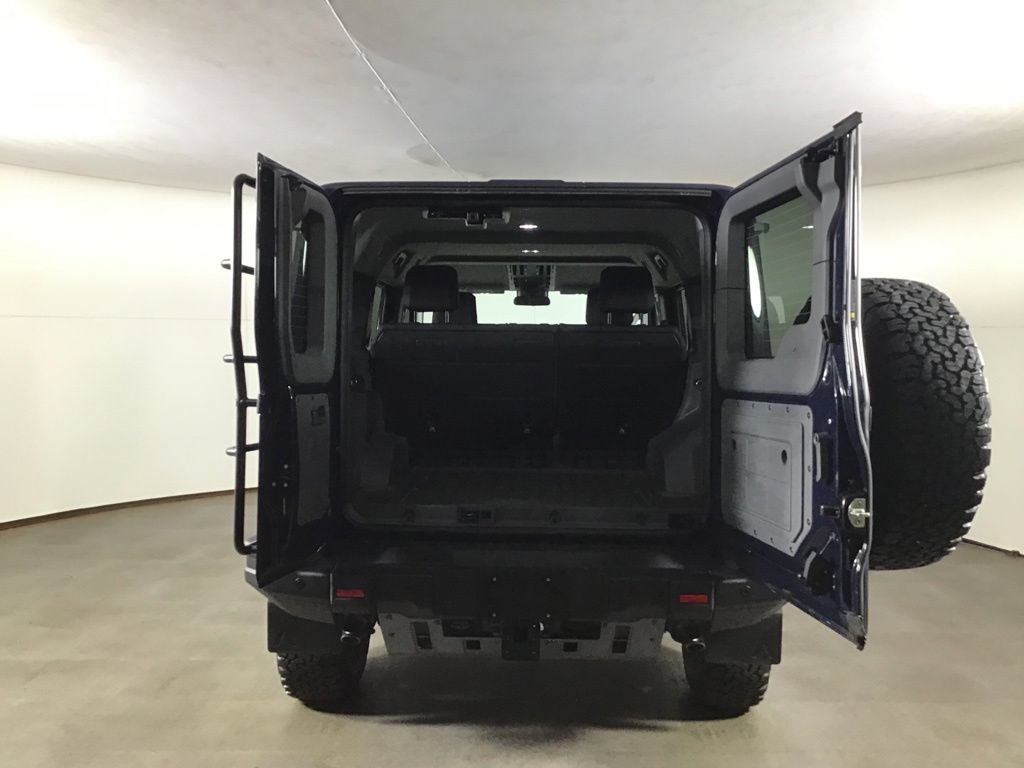 Used 2024 INEOS Grenadier Station Wagon AWD/4WD image 21