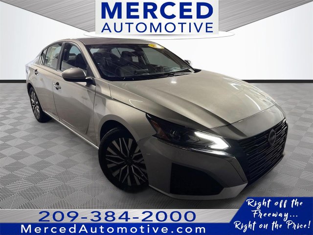 Used 2024 Nissan Altima 2.5 SV