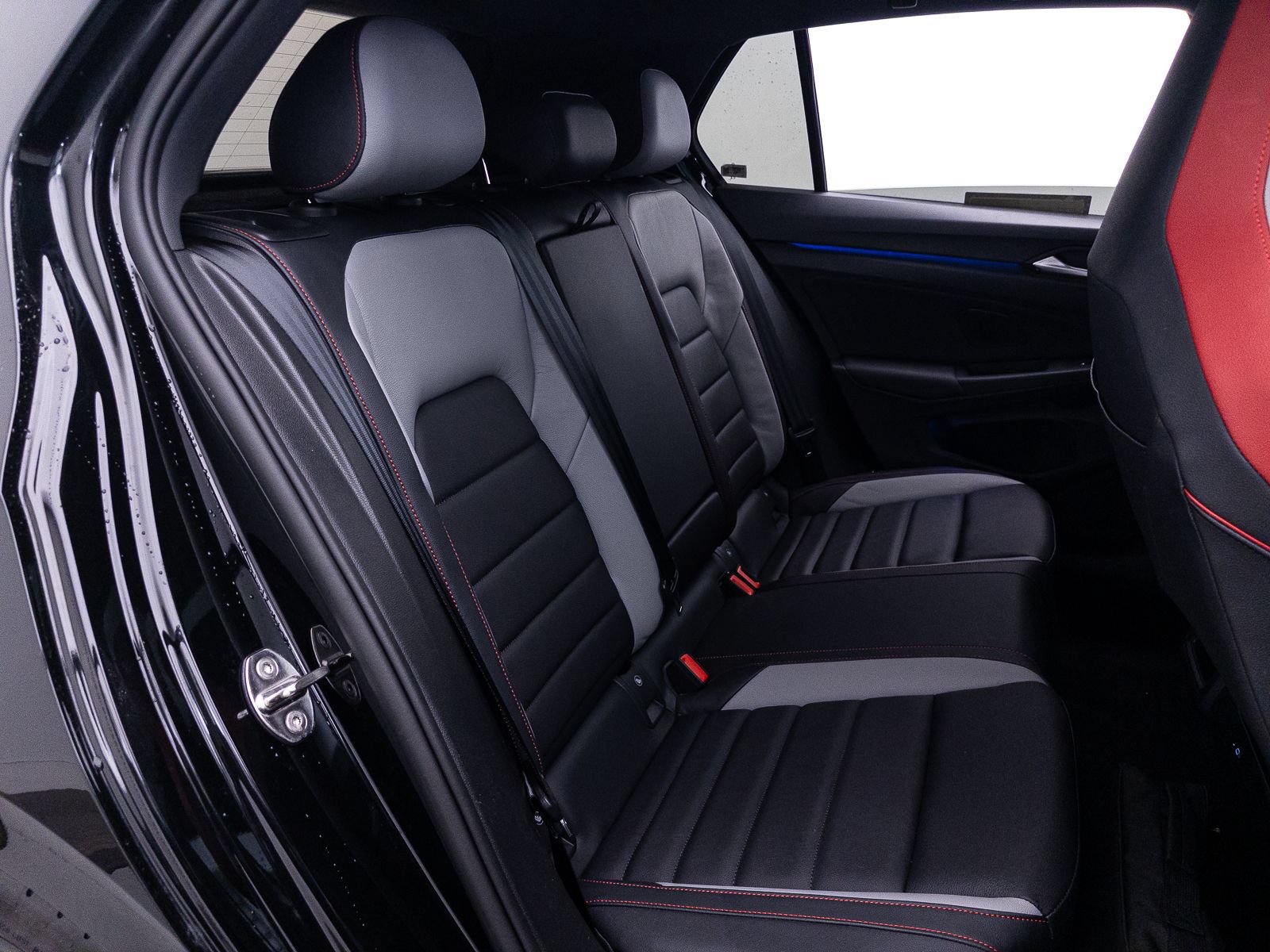 Used 2024 Volkswagen GTI SE FWD image 42