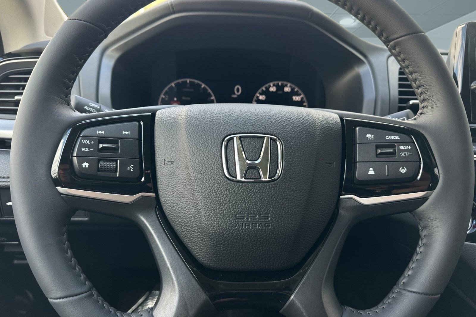 New 2026 Honda Odyssey Touring image 15