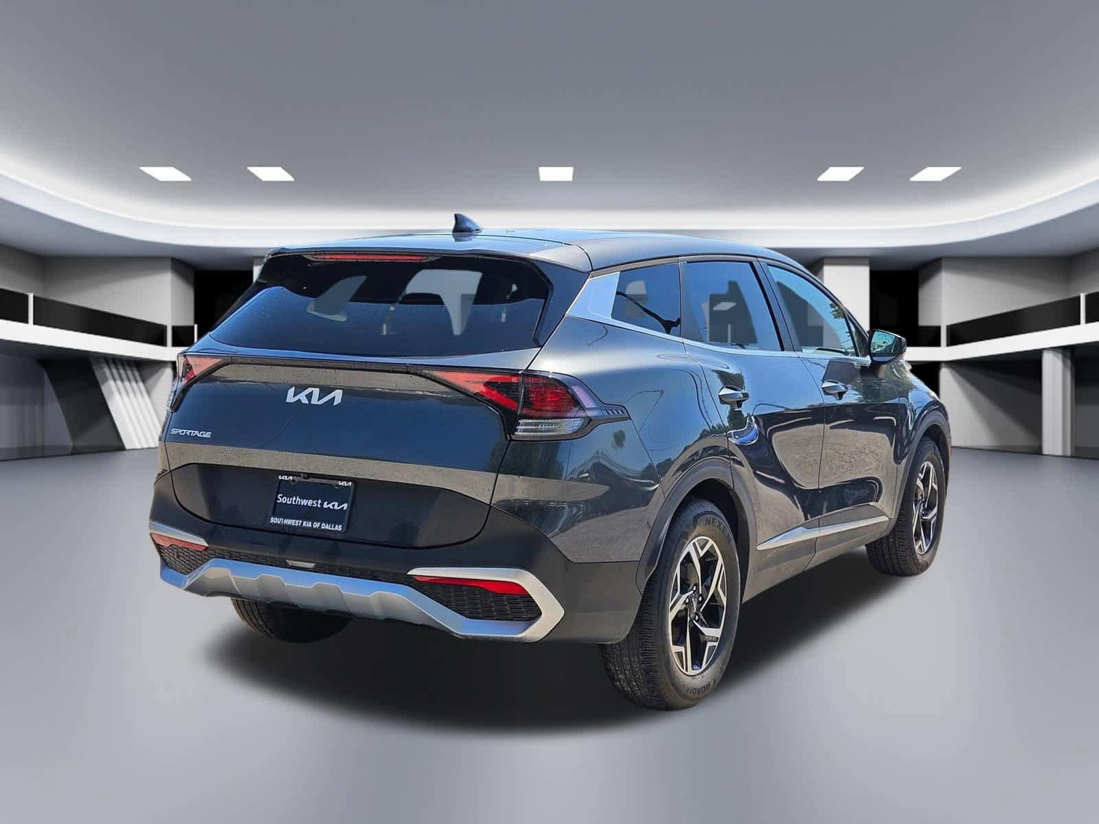 Certified 2024 Kia Sportage LX FWD image 6