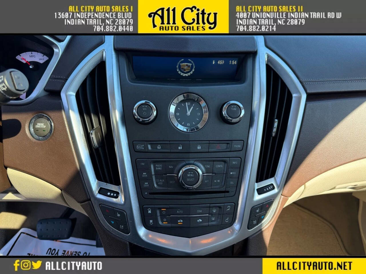 Used 2010 Cadillac SRX Premium image 25