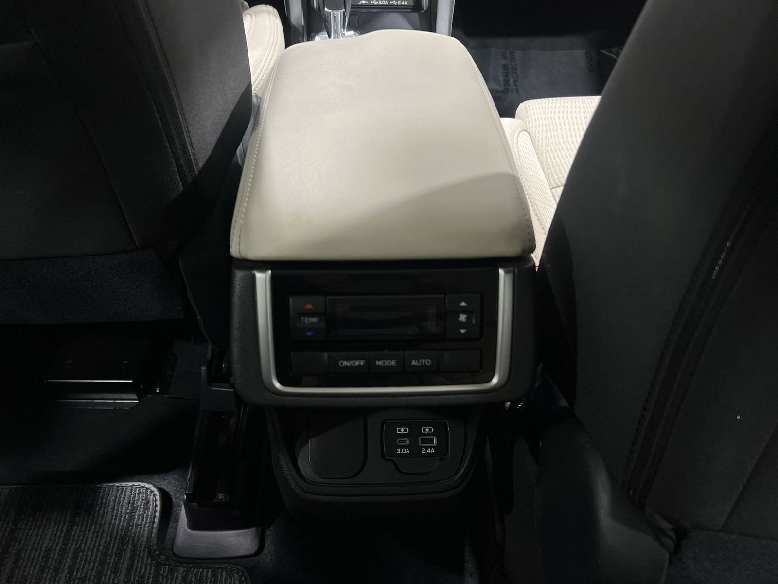 Certified 2025 Subaru Ascent Premium AWD/4WD image 20