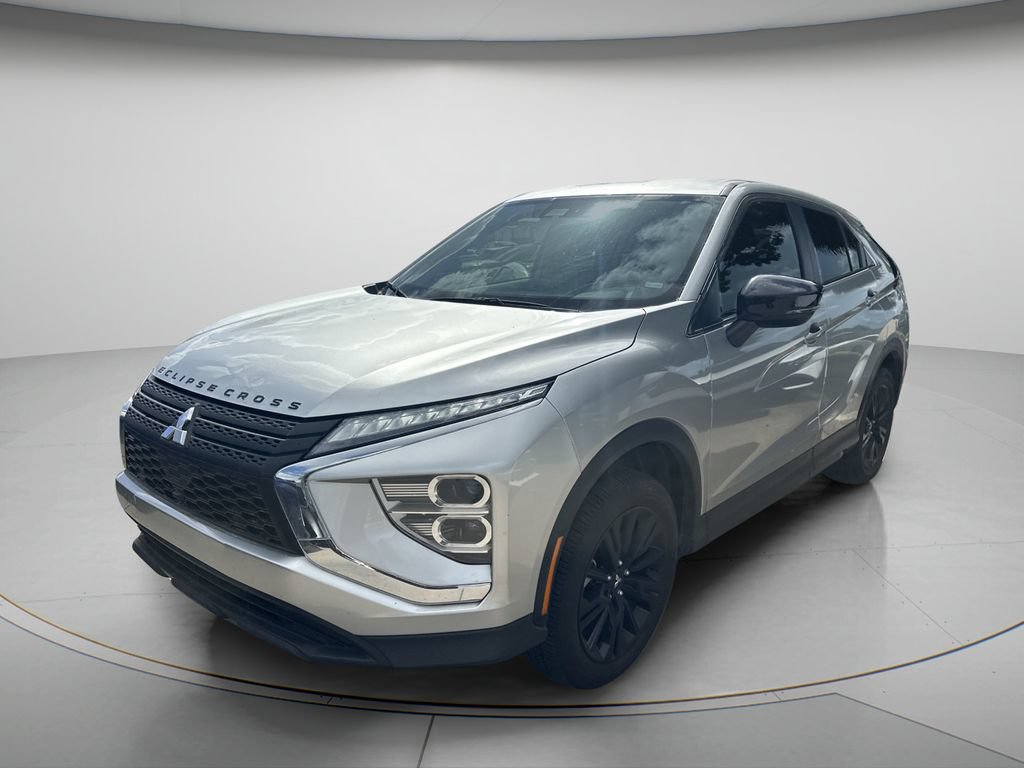 Used 2025 Mitsubishi Eclipse Cross LE AWD/4WD image 3