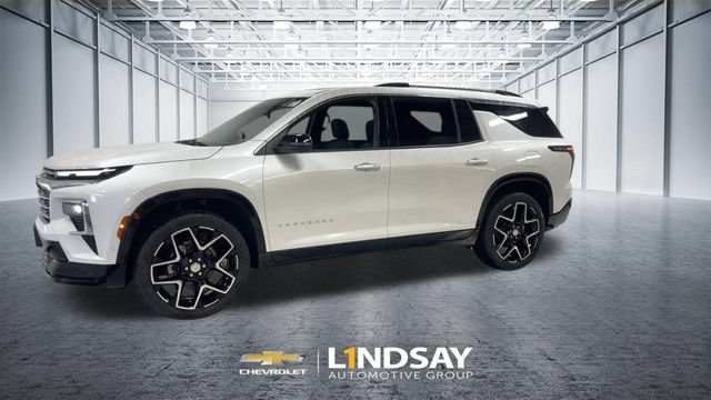 Used 2025 Chevrolet Traverse High Country AWD/4WD image 6