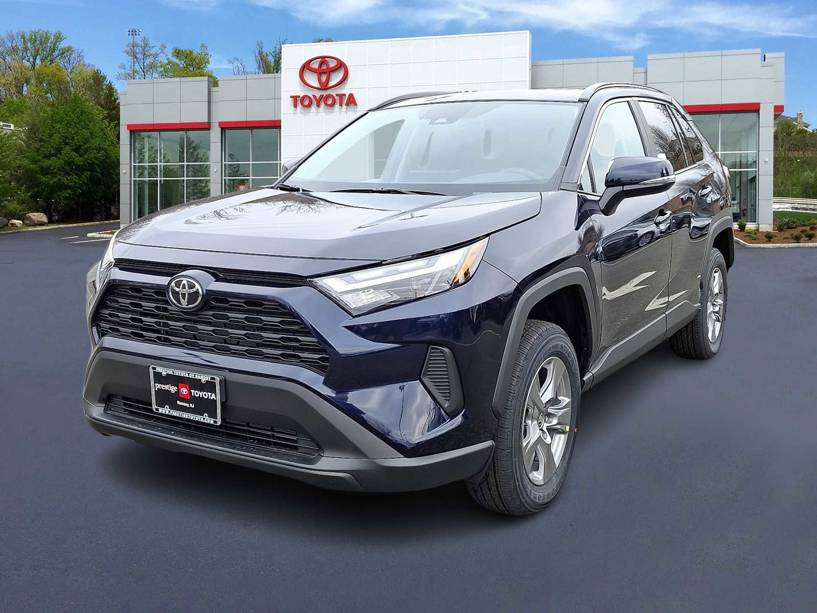 New 2025 Toyota RAV4 XLE