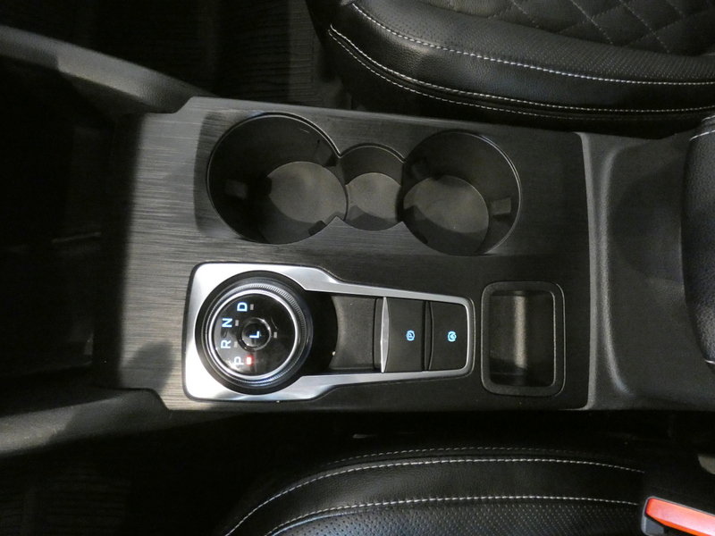 Used 2024 Ford Escape SE w/ PHEV Premium Package FWD image 17