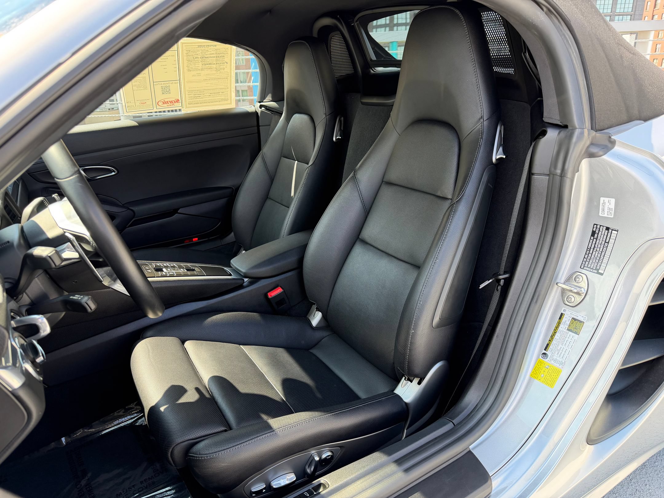 Certified 2024 Porsche 718 Boxster RWD image 5