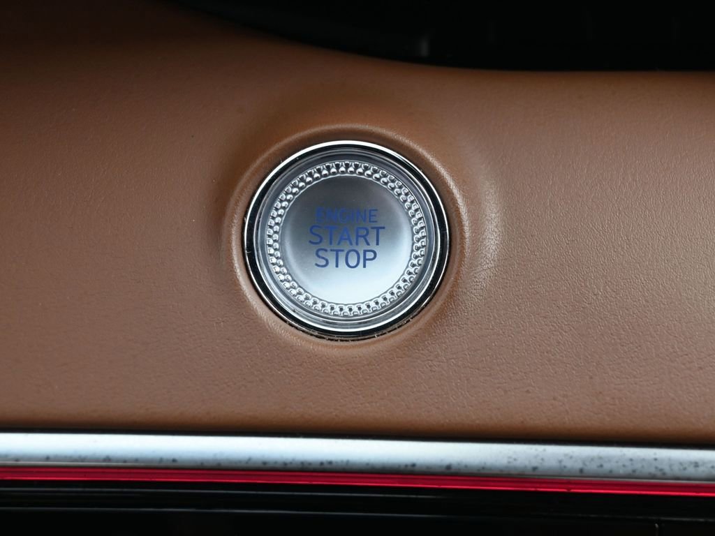 Used 2022 Genesis GV70 2.5T w/ Advanced Package image 25