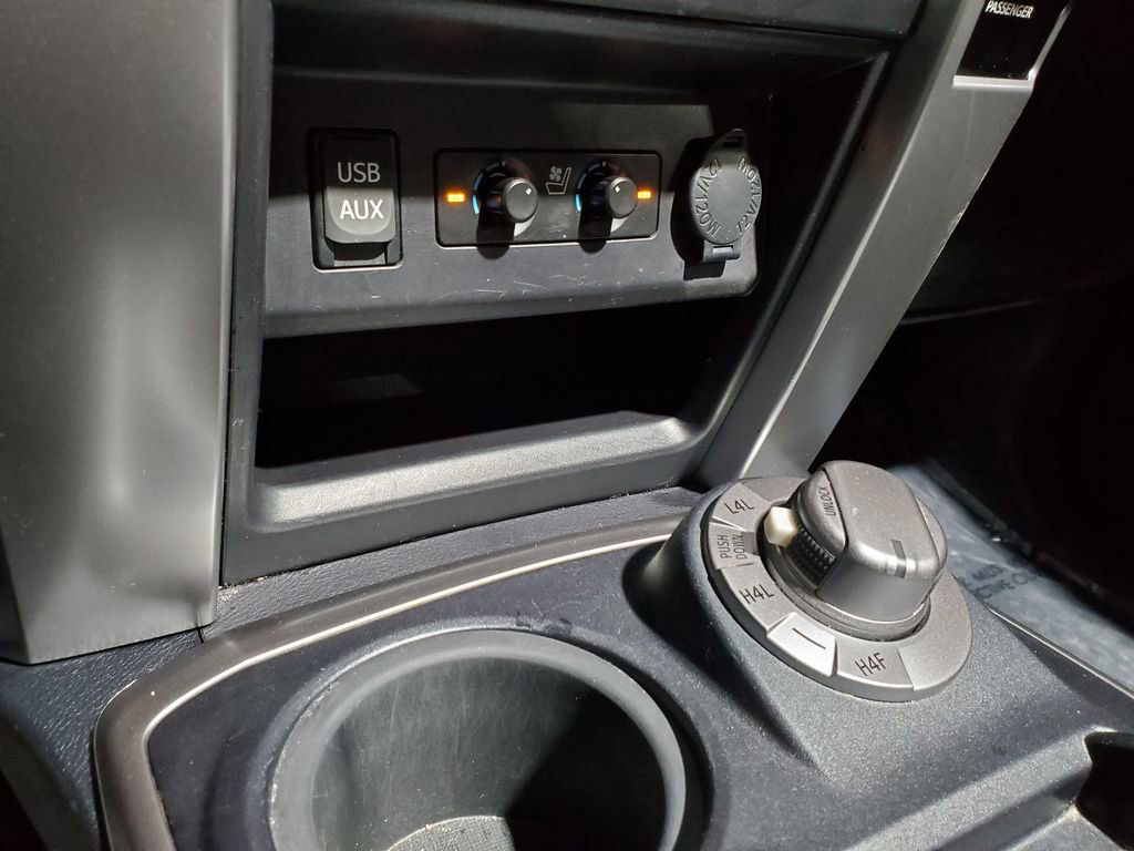 Used 2018 Toyota 4Runner Limited image 34