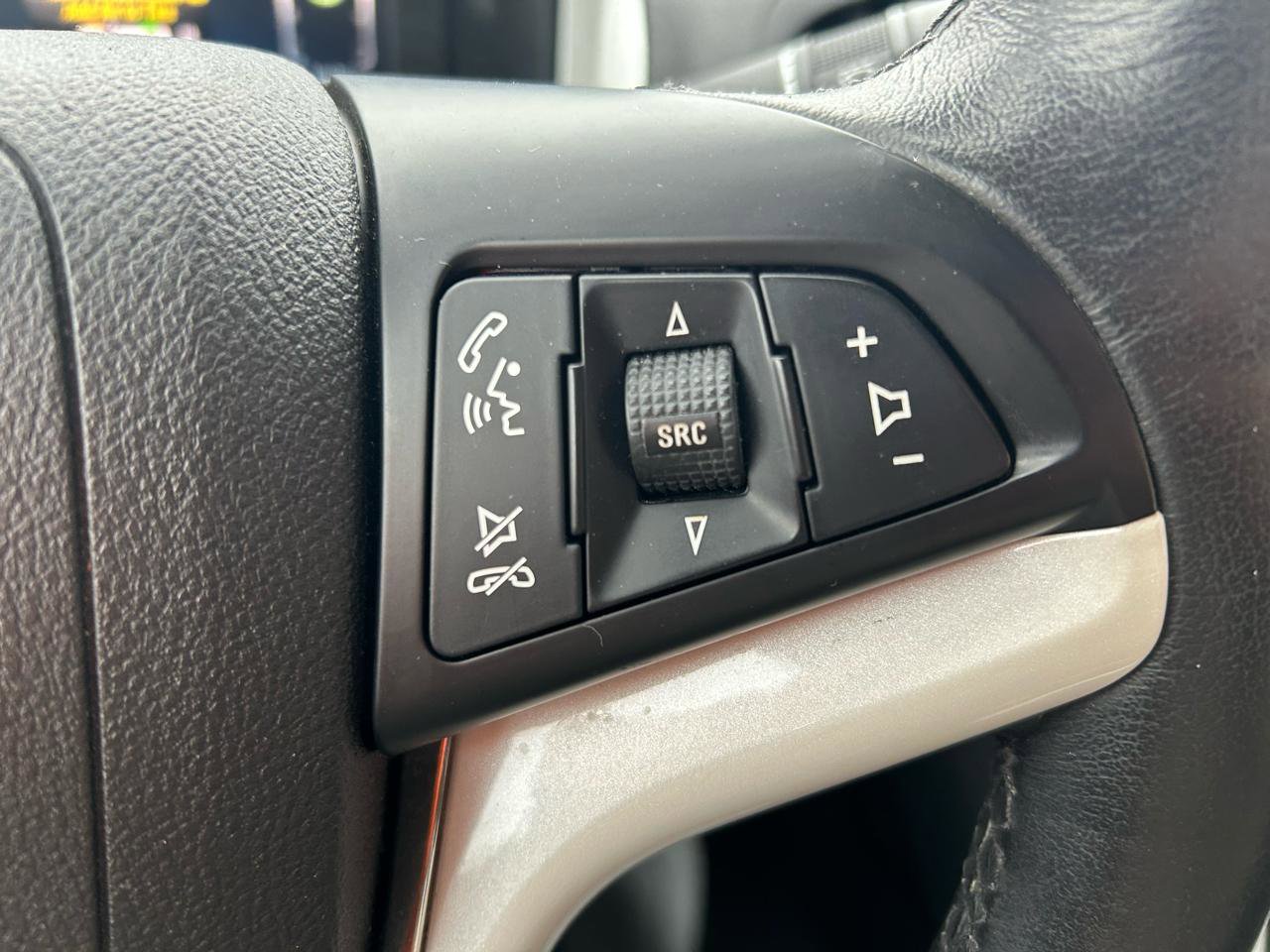 Used 2013 Chevrolet Volt w/ Comfort Package image 19