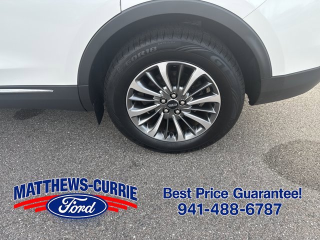 Used 2023 Lincoln Nautilus FWD w/ Premium Package image 15