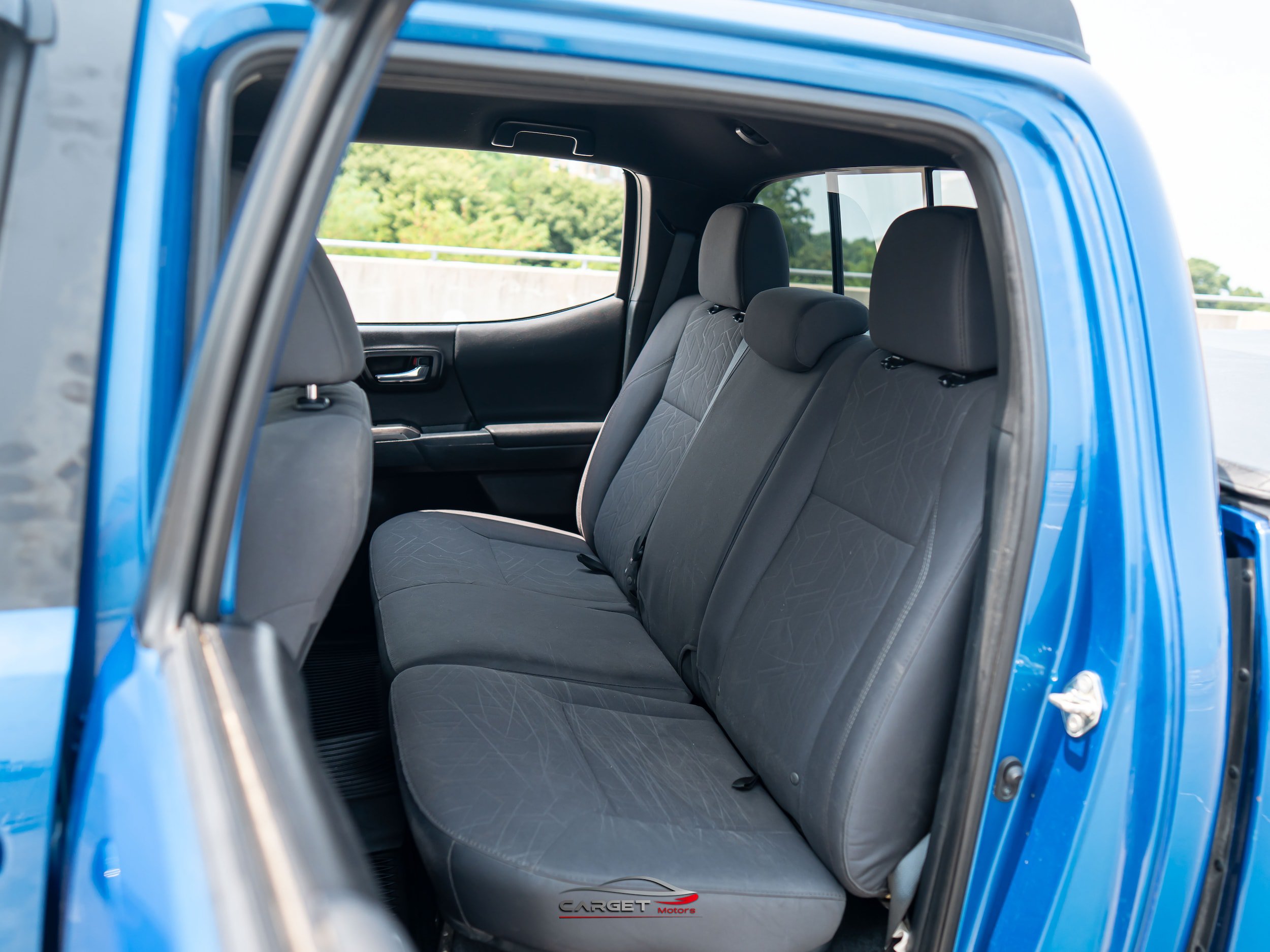 Used 2018 Toyota Tacoma TRD Sport AWD/4WD image 20
